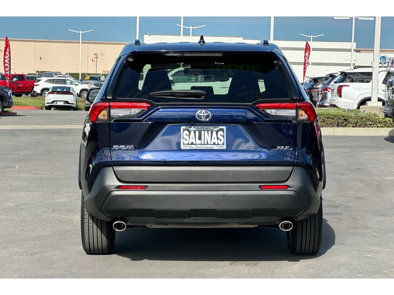 Used 2024 Toyota RAV4 XLE FWD image 5