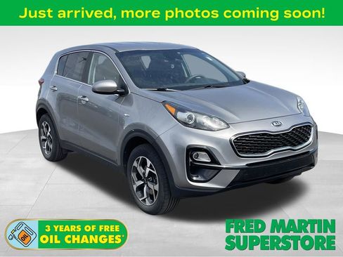 Used 2021 Kia Sportage LX image 1