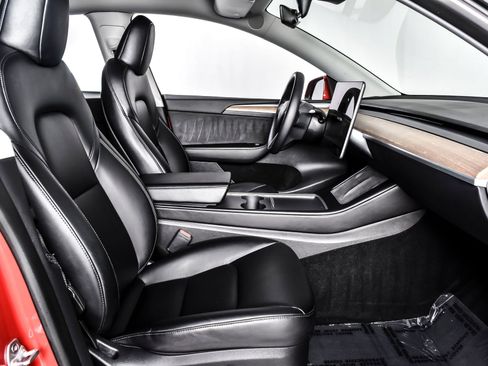Used 2023 Tesla Model Y AWD image 22