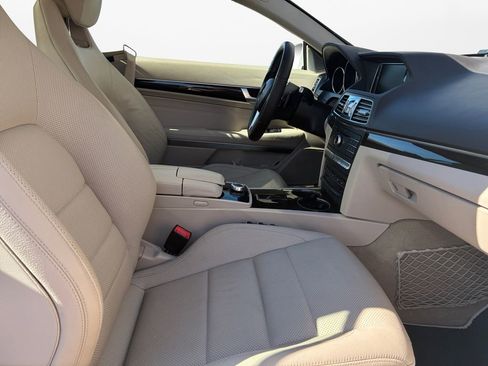 Used 2017 Mercedes-Benz E 400 4MATIC Coupe image 24