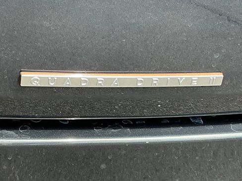Used 2023 Jeep Grand Wagoneer Series III AWD/4WD image 11
