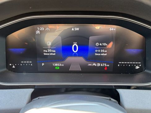 Used 2025 Volkswagen Jetta SE image 35