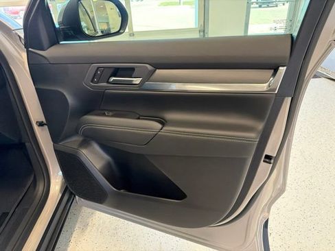 New 2027 GMC Terrain Elevation w/ Technology Package II AWD/4WD image 38