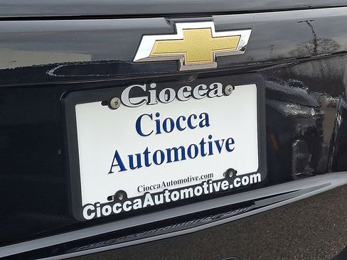 Used 2022 Chevrolet Trax LS w/ Tint and Cruise Package image 31