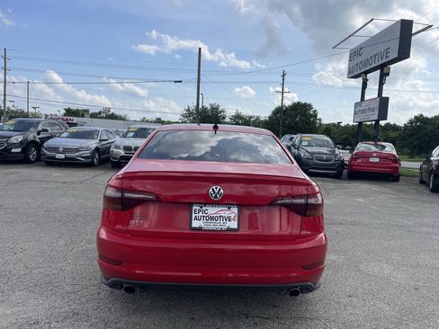 Used 2019 Volkswagen Jetta GLI Autobahn FWD image 5