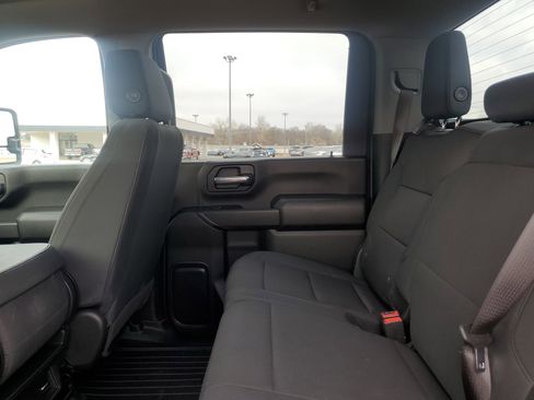 Used 2024 GMC Sierra 2500 Pro w/ Convenience Package image 30