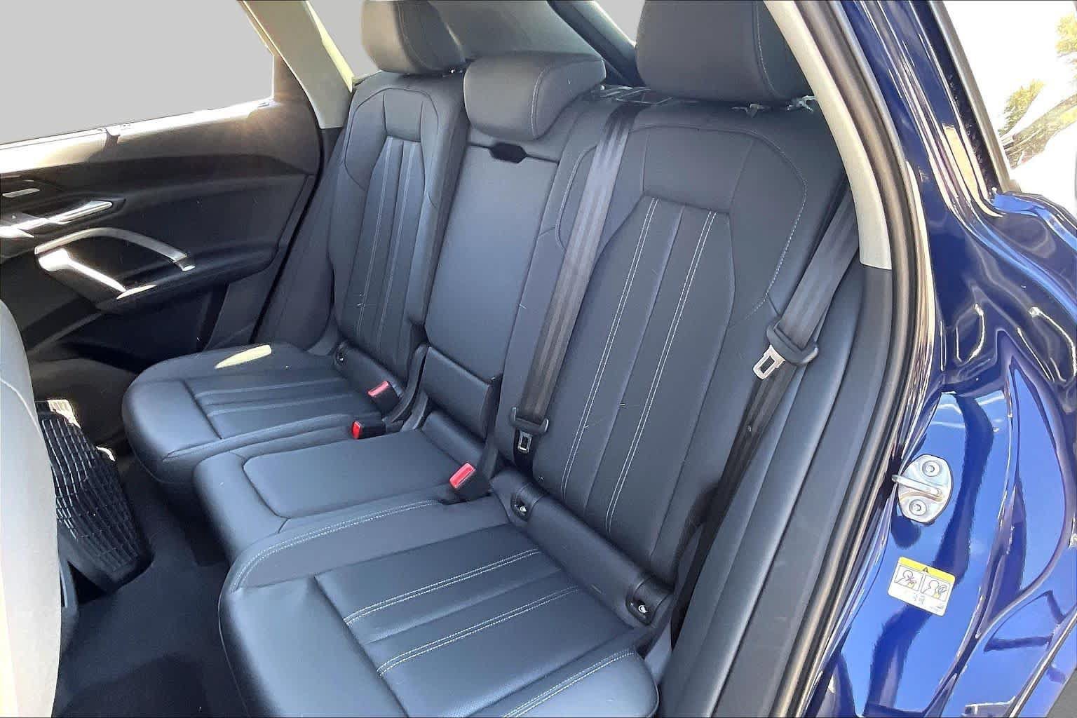 Used 2025 Audi Q5 Premium AWD/4WD image 20
