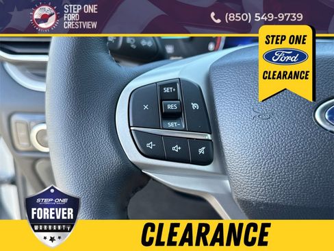 New 2024 Ford Explorer XLT w/ Equipment Group 202A image 38