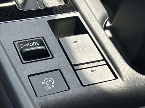 New 2026 Nissan Sentra SV w/ Floor Mat Package FWD image 29