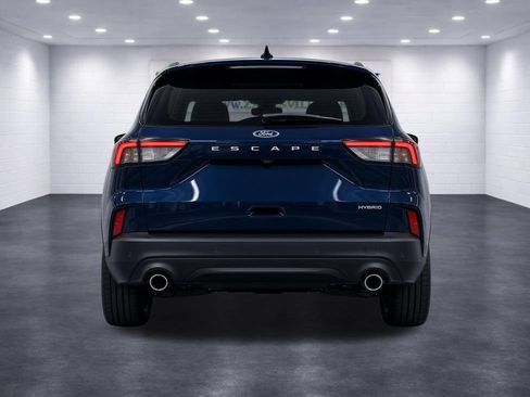 Used 2020 Ford Escape Titanium AWD/4WD image 4