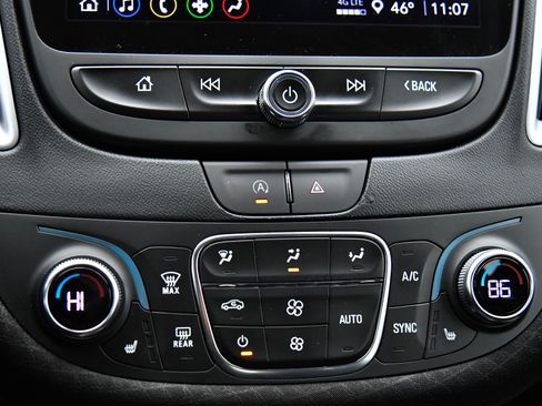 Used 2023 Chevrolet Malibu LT image 19