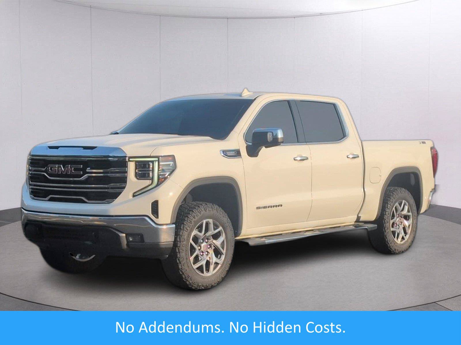 Used 2023 GMC Sierra 1500 SLT w/ SLT Premium Package AWD/4WD image 1