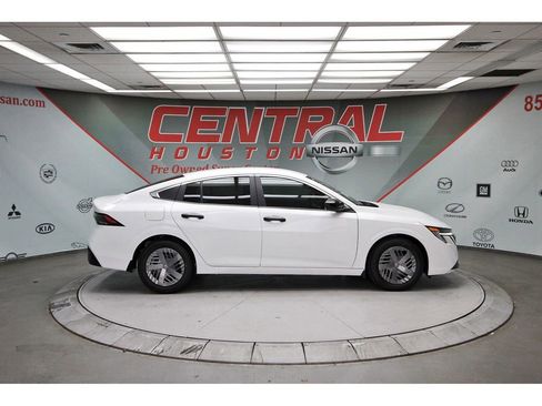 New 2026 Nissan Sentra S w/ Floor Mat Package image 5