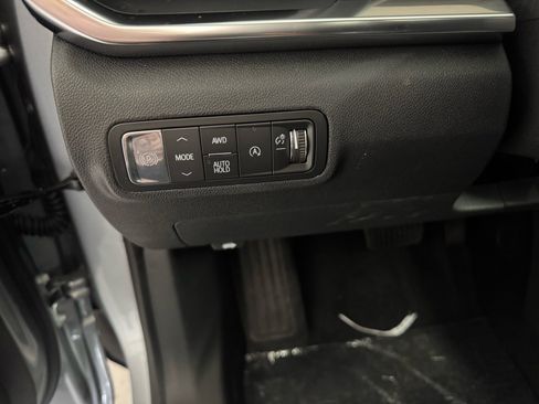 New 2026 GMC Terrain Denali AWD/4WD image 17