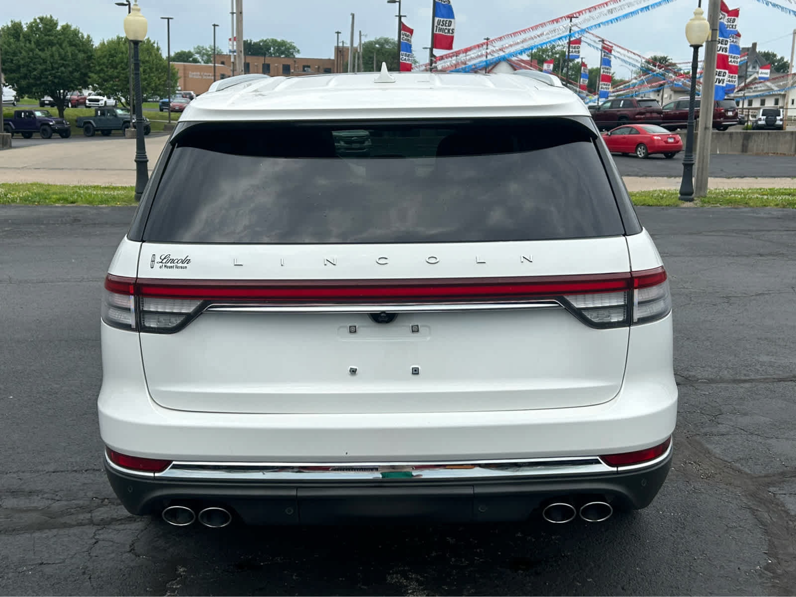 Used 2020 Lincoln Aviator Reserve w/ Equipment Group 202A AWD/4WD image 6