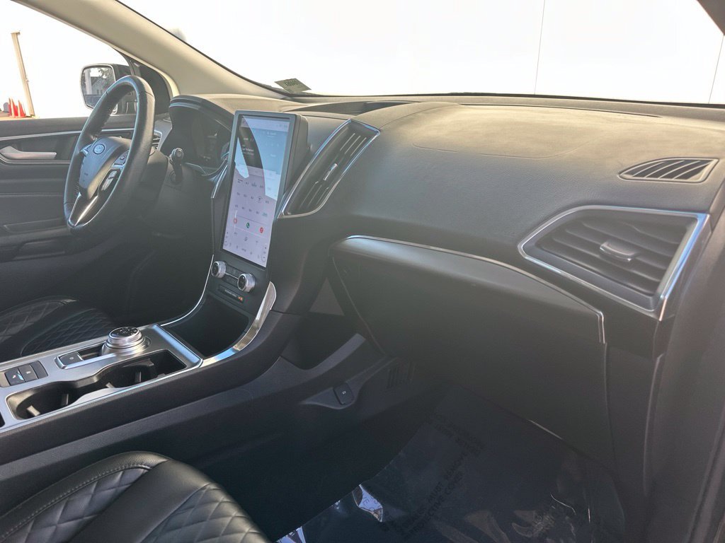 Certified 2023 Ford Edge Titanium AWD/4WD image 34
