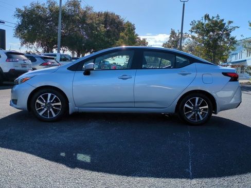 Used 2025 Nissan Versa SV w/ Trunk Package image 7