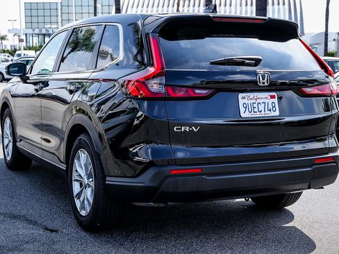 Used 2025 Honda CR-V EX image 4