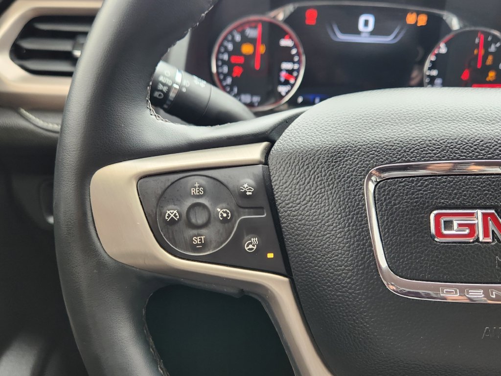 Used 2023 GMC Acadia Denali FWD image 16