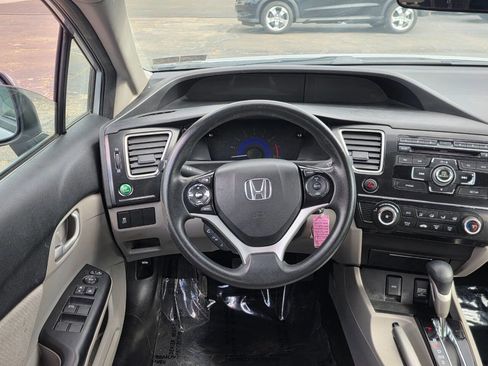 Used 2013 Honda Civic LX image 17