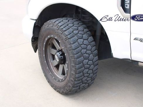 Used 2019 Ford F250 Platinum w/ Platinum Ultimate Package image 9