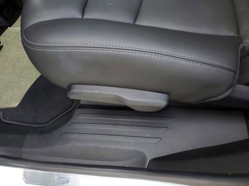 Certified 2023 Cadillac XT6 Premium Luxury image 35