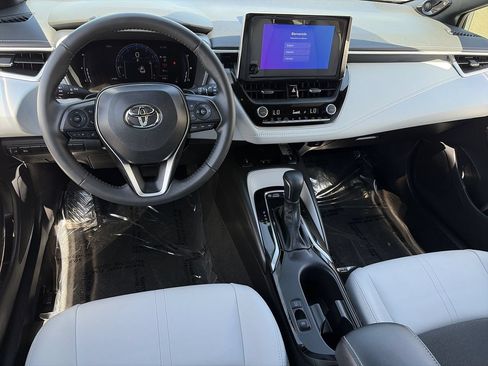 Used 2024 Toyota Corolla XSE FWD image 19