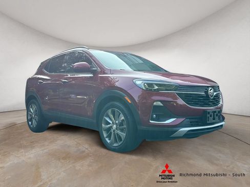 Used 2021 Buick Encore GX Essence w/ Advanced Technology Package FWD image 1