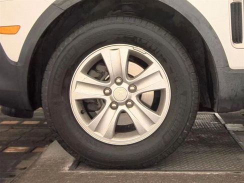 Used 2008 Saturn Vue XE image 9