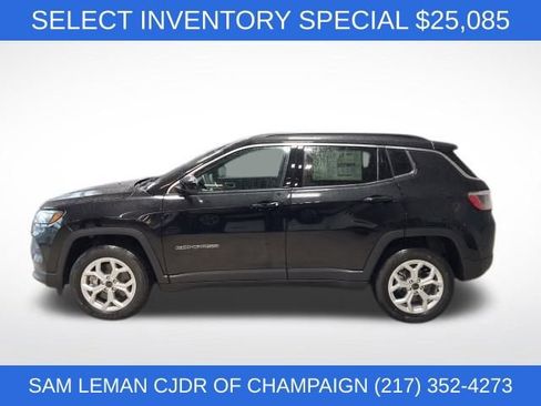 New 2026 Jeep Compass Latitude image 19