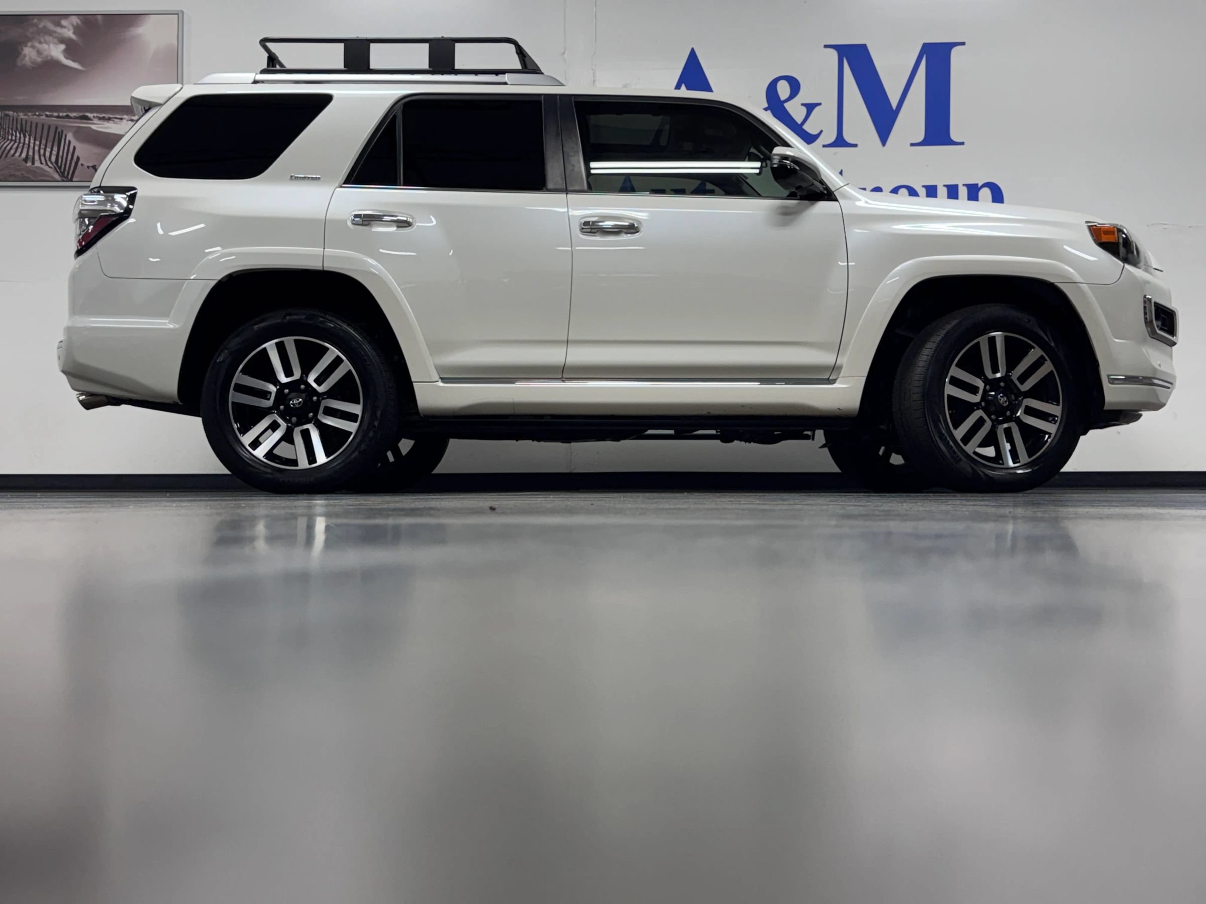 Used 2016 Toyota 4Runner Limited w/ Convenience Package AWD/4WD image 3