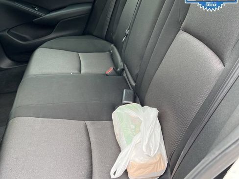 Used 2019 Honda Accord EX image 18