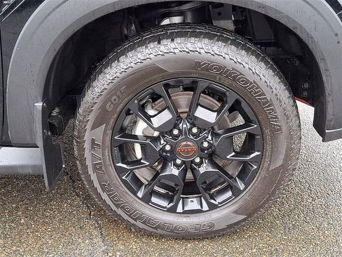 Used 2025 Nissan Armada PRO-4X image 9