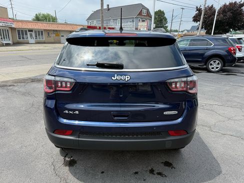 Used 2019 Jeep Compass Latitude AWD/4WD image 6