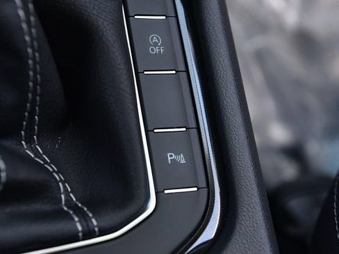 New 2026 Volkswagen Taos SE AWD/4WD image 18