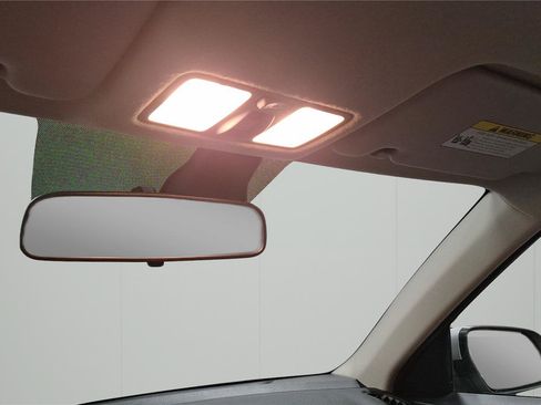 Used 2023 Hyundai Venue SEL FWD image 21