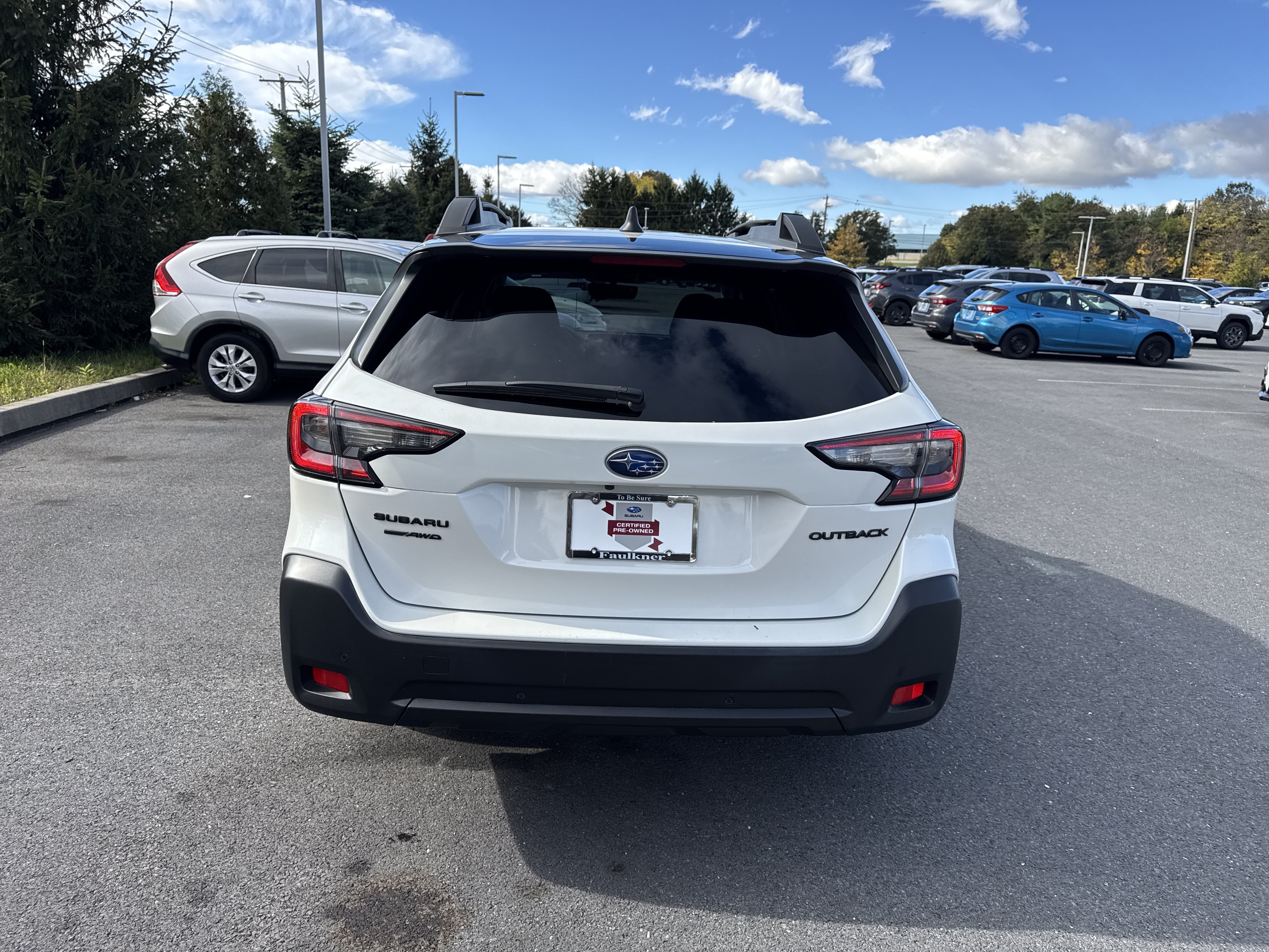 Used 2023 Subaru Outback Onyx Edition AWD/4WD image 26