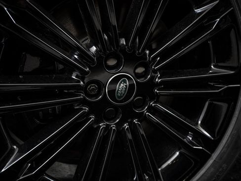 New 2026 Land Rover Range Rover Evoque S image 8