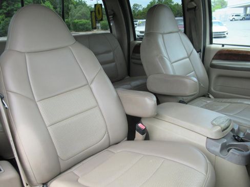 Used 2001 Ford F250 XL AWD/4WD image 12