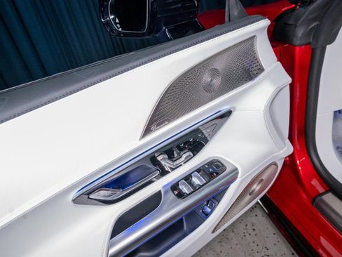 New 2026 Mercedes-Benz Maybach SL 680 image 16