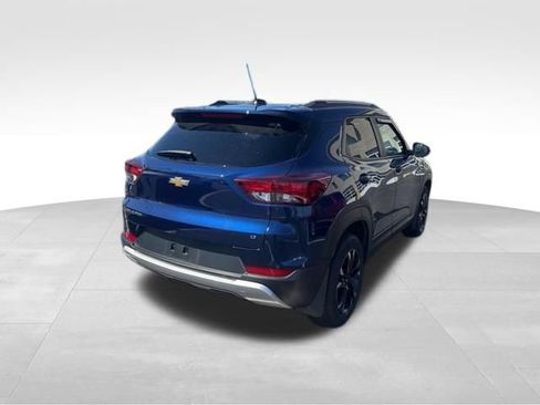 Used 2023 Chevrolet TrailBlazer LT w/ Convenience Package image 4