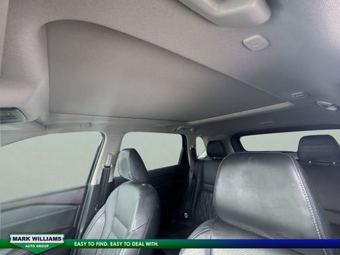 Used 2022 Nissan Rogue Platinum w/ Head-Up Display Package image 22