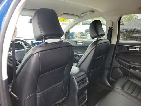 Used 2024 Ford Edge SEL image 11