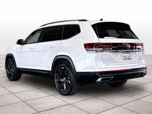 Certified 2026 Volkswagen Atlas SE w/ Black Wheel Package AWD/4WD image 7