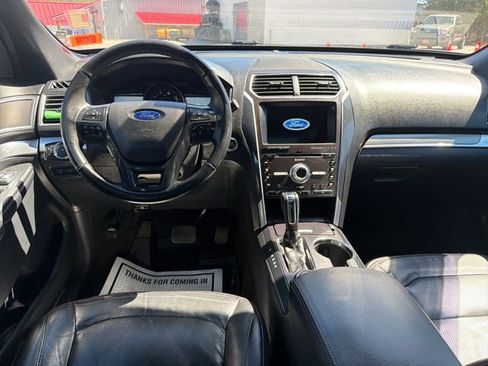 Used 2017 Ford Explorer Sport w/ Equipment Group 401A image 11
