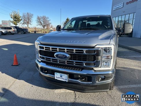 Used 2024 Ford F250 XLT image 11