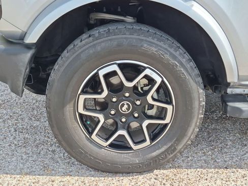 Certified 2024 Ford Bronco Outer Banks AWD/4WD image 32