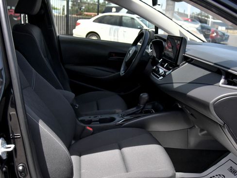 Used 2025 Toyota Corolla LE w/ Convenience Package FWD image 43
