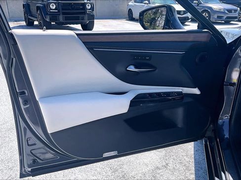 Used 2023 Lexus ES 350 w/ Premium Package image 21