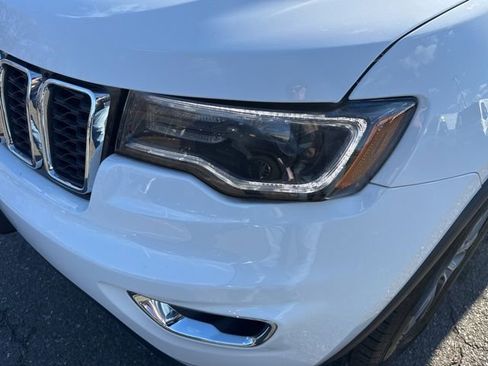 Used 2022 Jeep Grand Cherokee Limited w/ Tech Group image 30